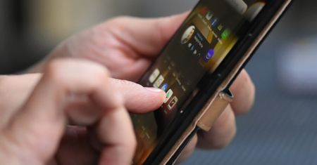 Fałszywy sklep, aplikacje i aktualizacje – nowa metoda atakowania Androida