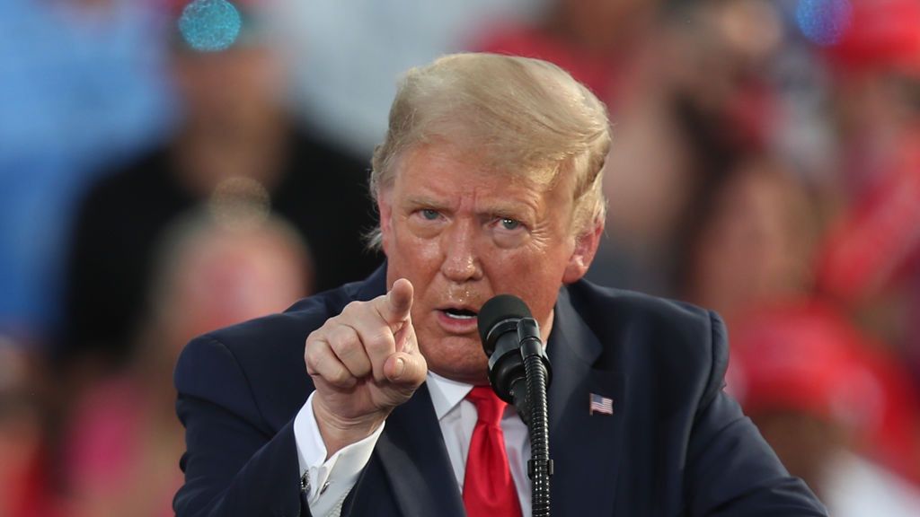 Donald Trump mówi, że może opuścić USA, jeśli przegra wybory