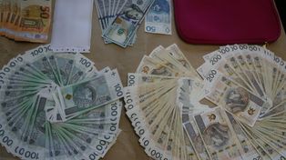 Tarnów: Obława na oszusta. Uciekał taksówkami ze złotem i gotówką