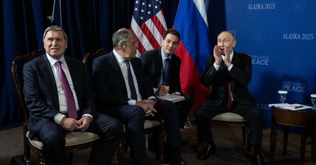 Tak Putin na Alasce żartował ze stroju Ławrowa. Pokazali nagranie