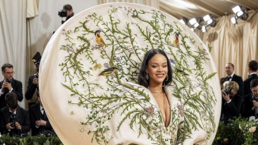 fałszywe zdjęcie Rihanny na Met Gali