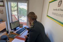 Funkcjonariuszka Guardia di Finanza 