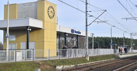 Dwa nowe dworce kolejowe otwarte na Mazowszu. Tak się teraz buduje