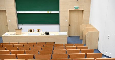 Uczelnie zawodowe staną się "akademiami praktycznymi"