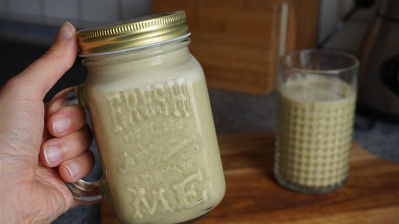 Koktajl z siemieniem lnianym ma dobry wpływ na zdrowie