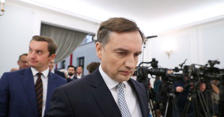 Ziobro zareagował w sprawie przeszukania ABW w jego domu