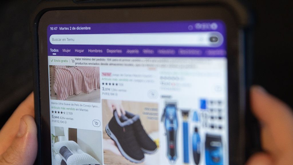 Klienci w Niemczech wybierają zakupy na Temu i Shein 