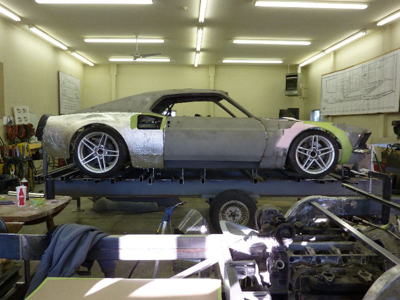 Ford Mustang Mach 40 fot.7