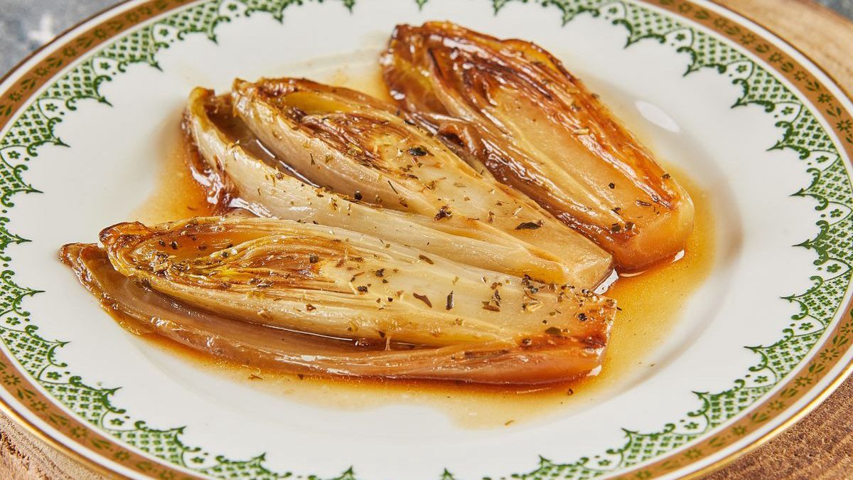 Karmelizowana cykoria to przysmak kuchni francuskiej