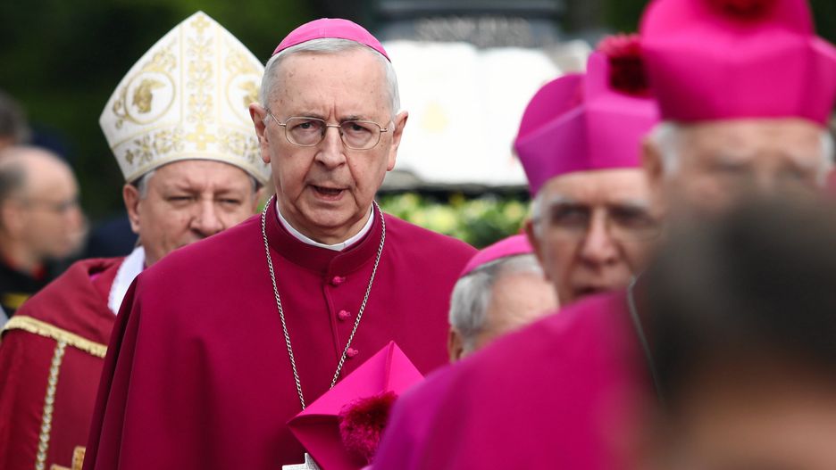 Koronawirus w Polsce. Abp Stanisław Gądecki proponuje zmiany przepisów