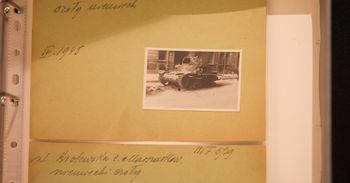 Warszawa: Odkryto 3 tys. nieznanych zdjęć powojennego miasta. Bezcenny skarb dla historyków