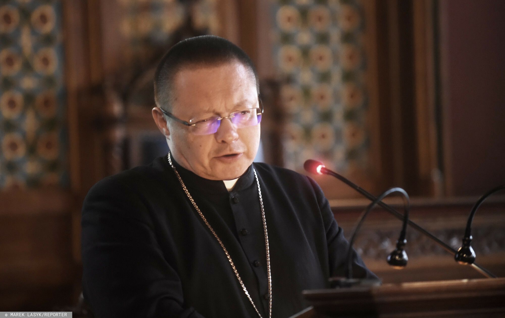 Nakrody im. ksiedza Stanis?awa Musia?a
06.03.2020Krakow. UJ. Aula Collegium Novum. Wreczenie nagrod im.ksiedza Stanislawa Musiala przyznawaqna przez Stowarzyszenie Chrzescijan i Zydow " Przymierze " dla kajakarza Dariusza Popieli i prof. Jana Grosfelda  N/z Arcybiskup Grzegorz Rys  Fot. M.Lasyk/REPORTER
Marek Lasyk/REPORTER