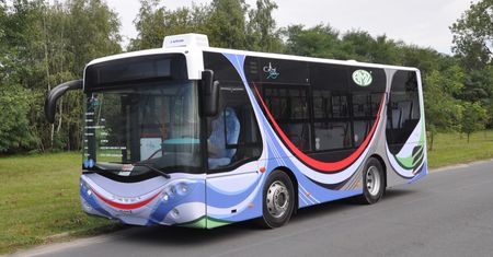 Na ulicach Warszawy pojawi się więcej elektrycznych autobusów