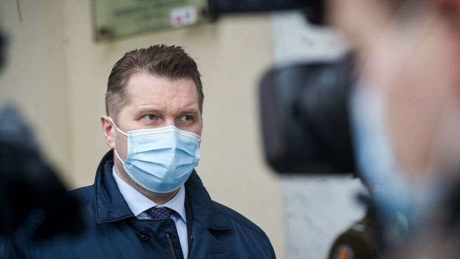 Minister Czarnek mówił o możliwych scenariuszach powrotu uczniów do szkół