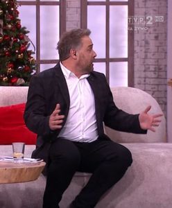 "Pytanie na śniadanie": Prowadzący mogli tylko patrzeć. Pies ruszył na operatora