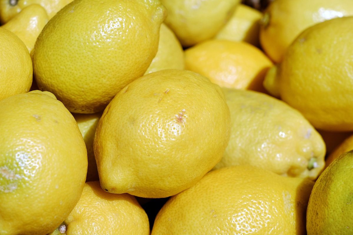 Jak umyć cytryny? 