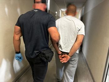 W tramwaju upatrzył sobie kobietę. Zerwał jej łańcuszek wart 5 tys. złotych. Policja odkryła więcej