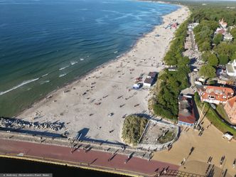 Zamknięta plaża i hałas. Władze kurortu nad morzem ostrzegają