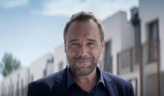 Łukasz Nowicki reklamuje BZ WBK jako „bank jaki chcesz”, bank wprowadza Konto Jakie Chcę (wideo)