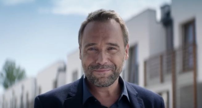 Łukasz Nowicki reklamuje BZ WBK jako „bank jaki chcesz”, bank wprowadza Konto Jakie Chcę (wideo)