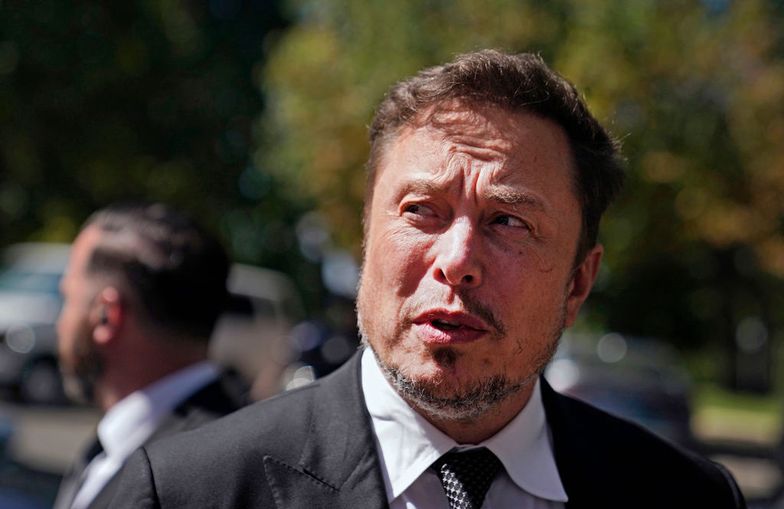 Elon Musk zamieścił wpis o amerykańskich bazach wokół Iranu. X uznał, że wprowadza w błąd