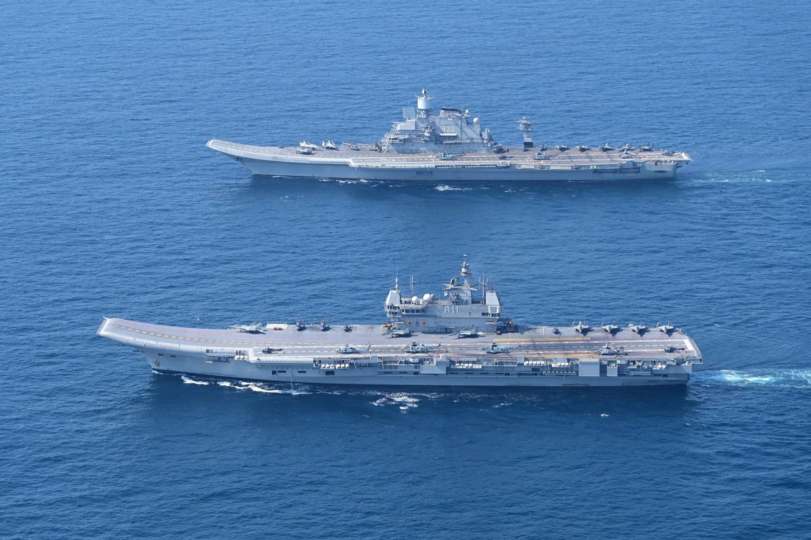 Vikramaditya i Vikrant mają zapewnić projekcję siły na zachodnim i wschodnim wybrzeżu Indii.