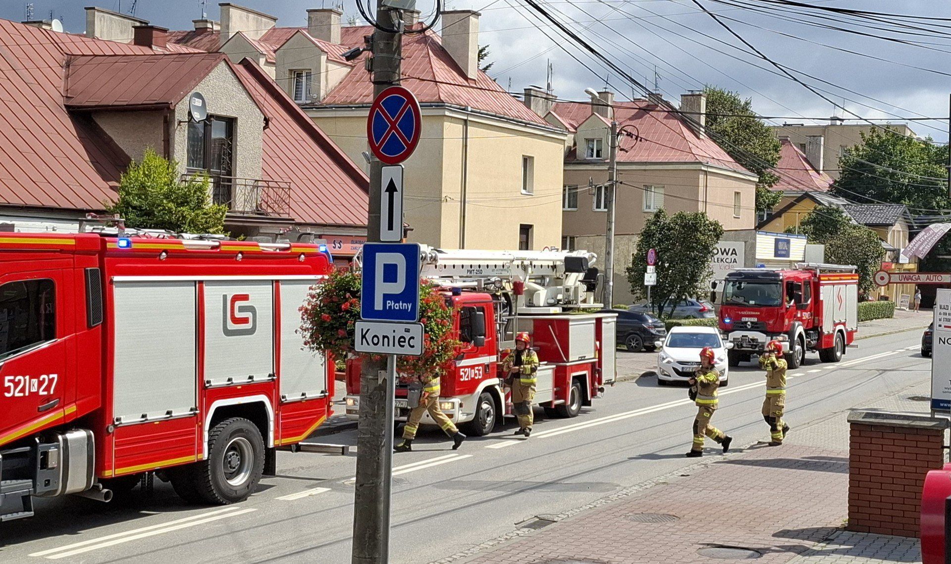 Działania strażaków w na ulicy 3 Maja w Proszowicach
