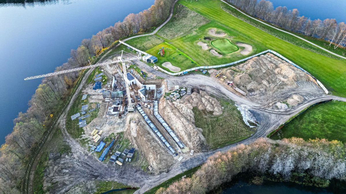 Budowa nad jez. Ukiel 