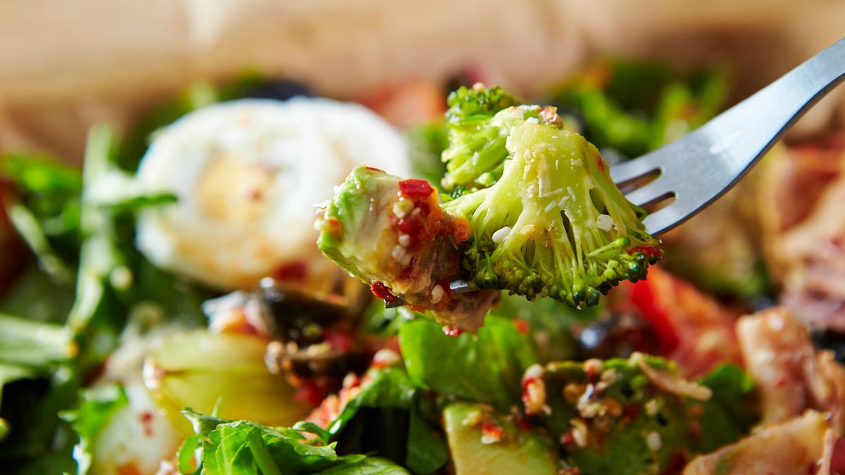 Lekka sałatka z ostrym akcentem