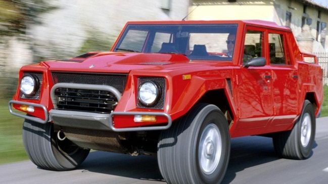 Lamborghini LM002