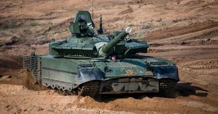 Nowa partia T-80BWM dla Rosji. Ekspert o tym, jak udaje się jej obchodzić sankcje