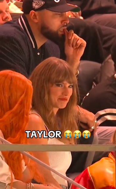 Taylor Swift booed by fans. Her reaction recorded.