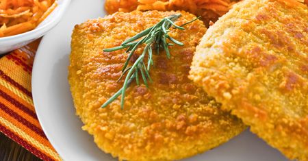 Schabowe jak pierogi to hit w moim domu. O klasyczne kotlety nikt już nawet nie pyta