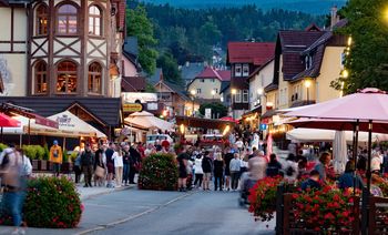Nie tylko Zakopane. Tam już pojechały tłumy. Obłożenie na poziomie 99 proc.