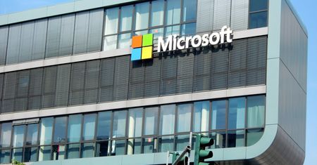 Miliard dolarów. Microsoft zainwestuje w Polskiej Dolinie Cyfrowej