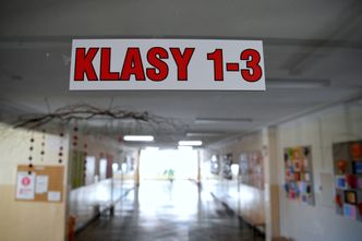 Powrót do szkół. Dyrektorzy chcą nauczania hybrydowego. Sanepid czeka na pierwsze zachorowania
