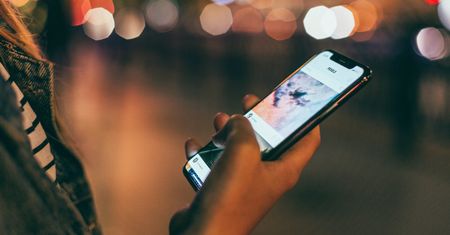 Jaki będzie kolejny iPhone? Analitycy zwiastują powrót Touch ID i koniec złącza Lightning