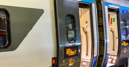 Pociągi pojadą nawet 250 km/h. Padła przewidywana data