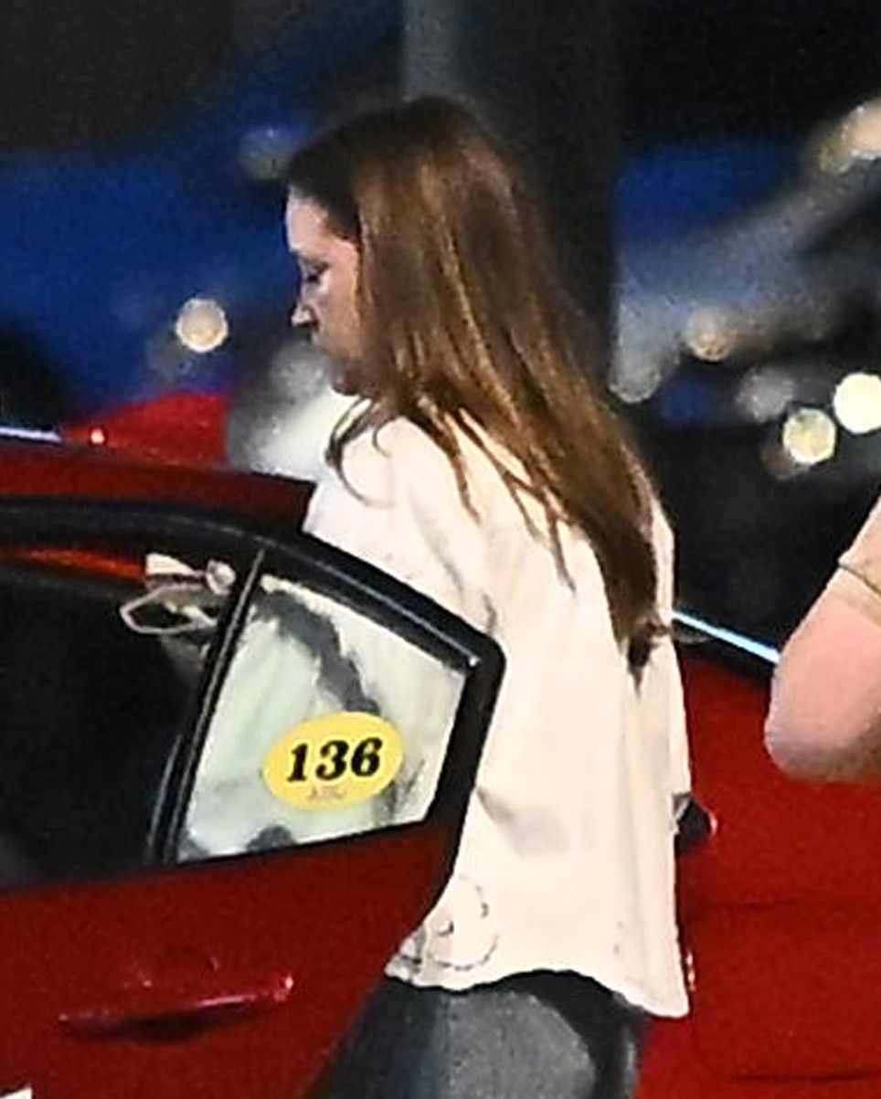 Alicja Bachleda-Curuś imprezuje w Warszawie z 16-letnim synem