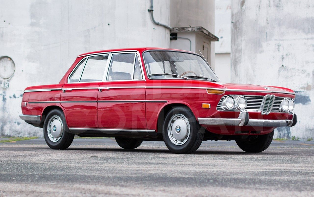 BMW 2000 Sedan