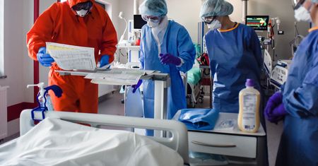 Koronawirus w Polsce. Nowe przypadki SARS-CoV-2 i ofiary śmiertelne. Raport Ministerstwa Zdrowia