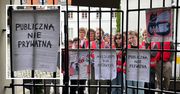 Studenci zamknięci za bramą. Trwa strajk okupacyjny na UW