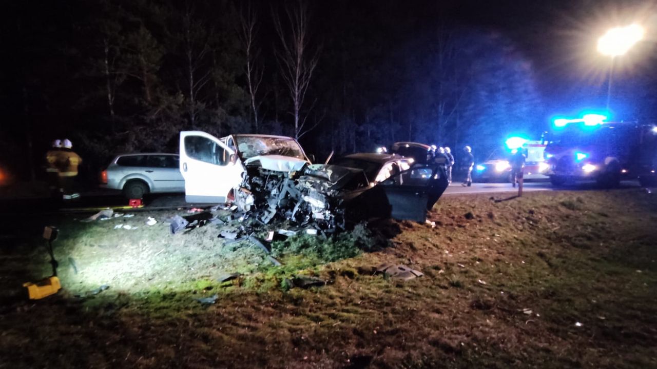 Koszmarny wypadek. Jedna osoba zginęła, pięć jest rannych