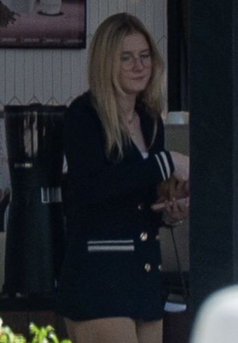 Kinga Duda w drodze do pracy