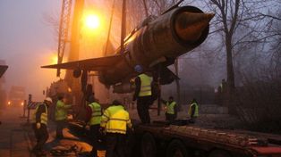 Katastrofa miała być tajemnicą. Wojskowy MiG-21 rozbił się w Kostrzynie nad Odrą