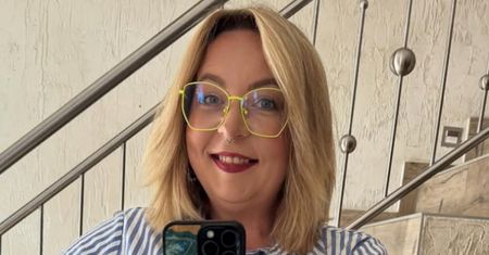 "Mama na obrotach" WCIĄŻ CHUDNIE i zachwyca internautów na nowym zdjęciu: "NIE MAM SŁÓW"