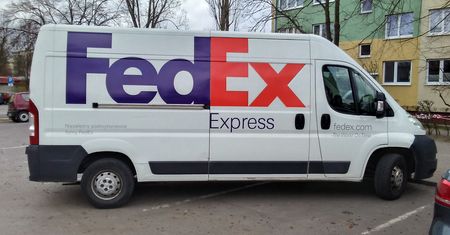 FedEx kontra Trump: Gigant logistyczny żąda miliardów zwrotu za "nielegalne" cła