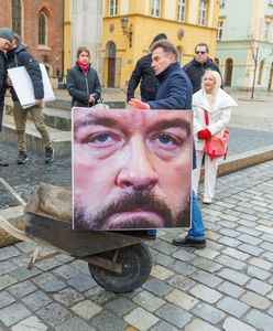 Mieszkańcy Wrocławia wyszli na ulice. Chcą odwołać prezydenta Sutryka