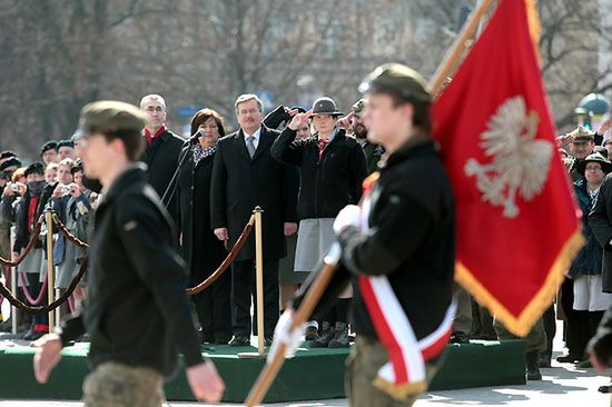 Prezydent z harcerzami w 68. rocznicę Akcji pod Arsenałem