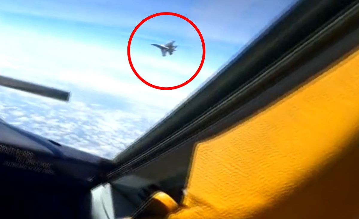Pentagon: chiński myśliwiec dokonał niebezpiecznego manewru przed naszym samolotem